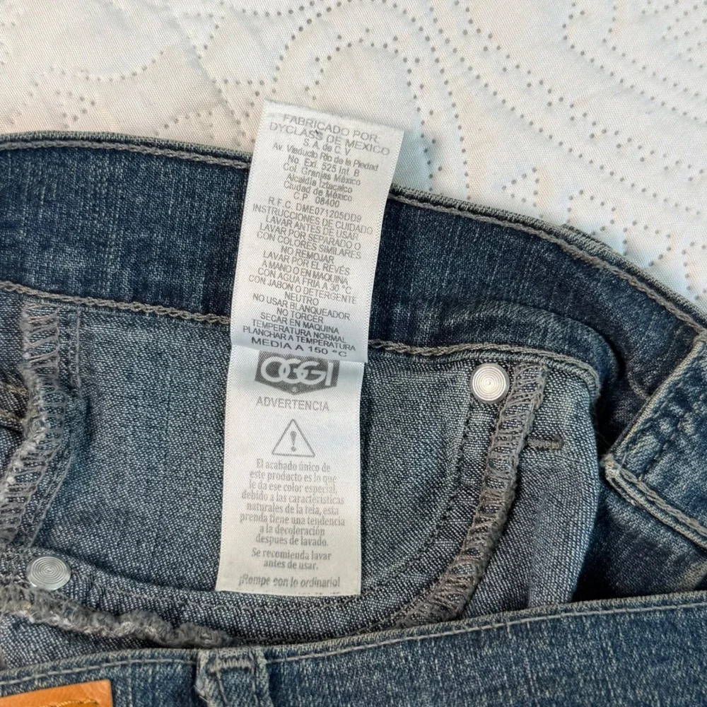 Oggi Jeans Ring Carbon Dark Wash Flare Leg Denim Size 11 Womens